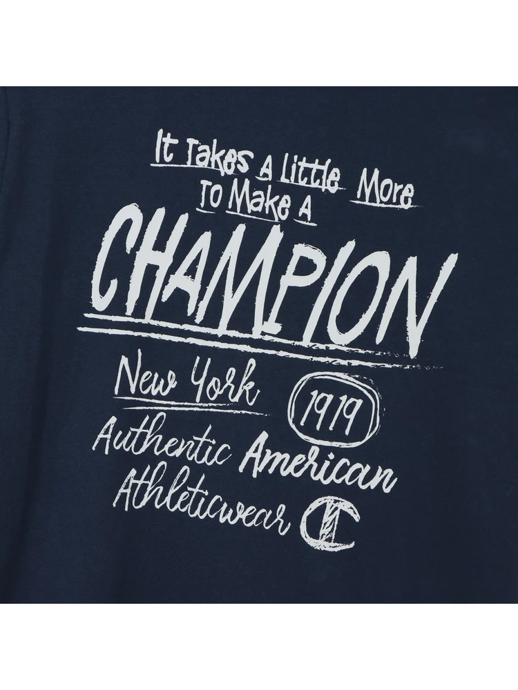 ブラック 【Champion(チャンピオン)】テガキフォントTシャツ