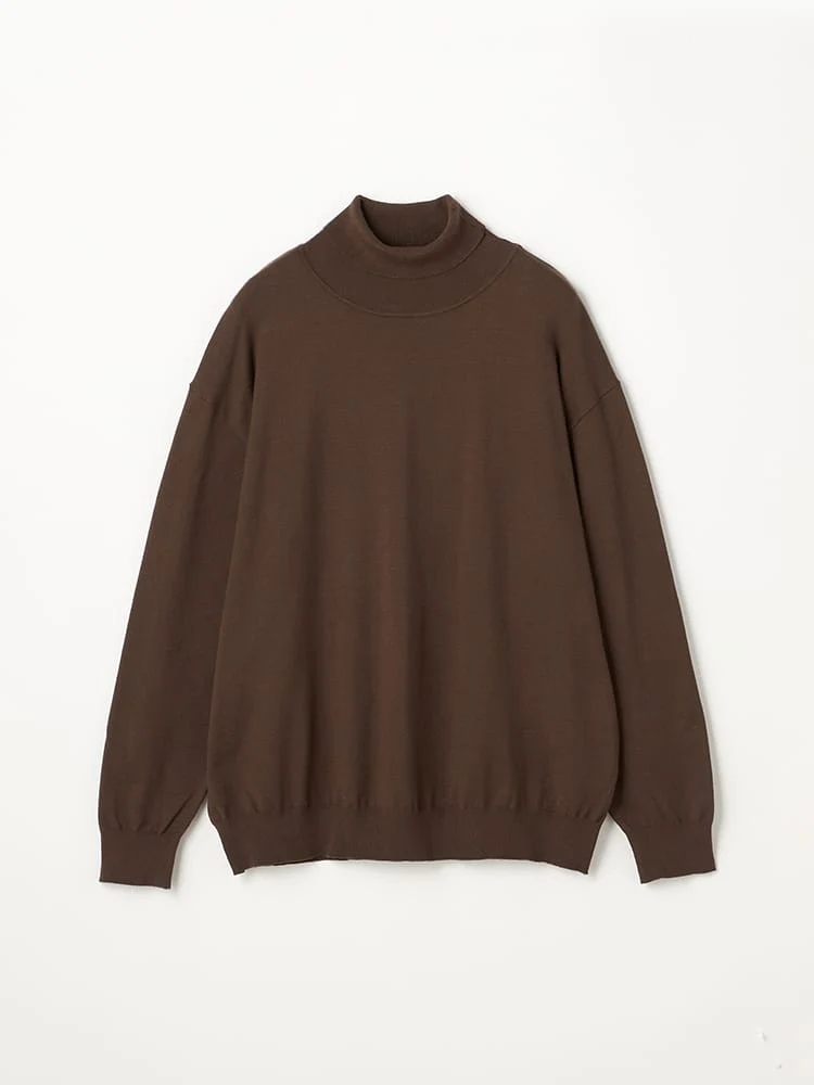 ニット無地タートルネック