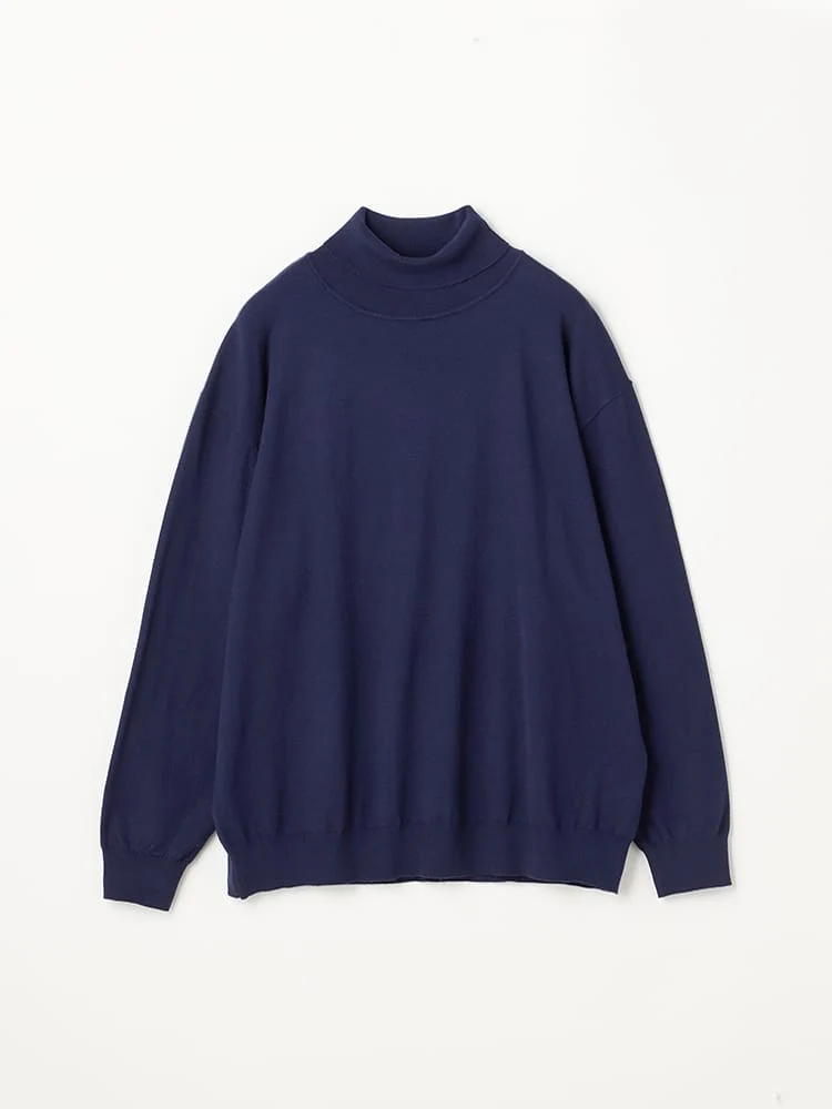 ニット無地タートルネック